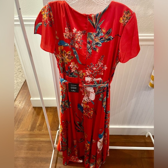 NWT - Lulu’s red floral high-low faux wrap dress - size large - Picture 7 of 13